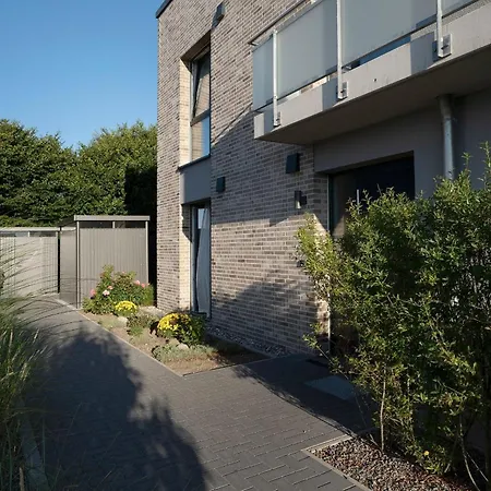 Duene Und Ostseelicht Apartment *